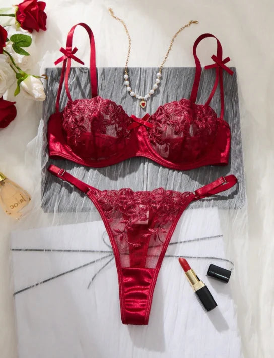 Floral Lace Embroidered 2- Piece Lingerie Set