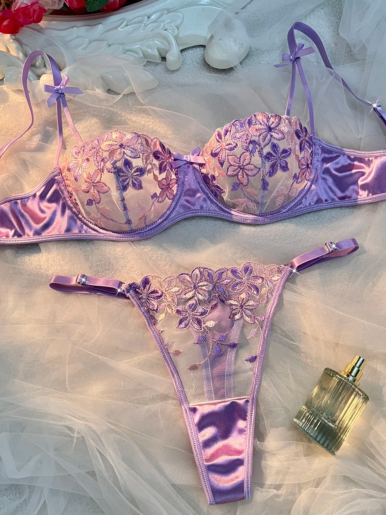 Floral Lace Embroidered 2- Piece Lingerie Set